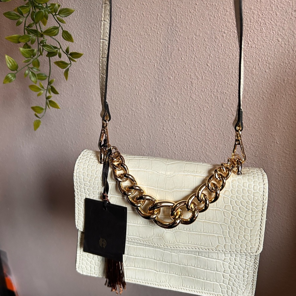 House of Harlow 1960 Croc-Embossed Bag with Gold Chain ✨Open to offers✨